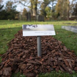 Grafmarkeerder als tijdelijk grafmonument